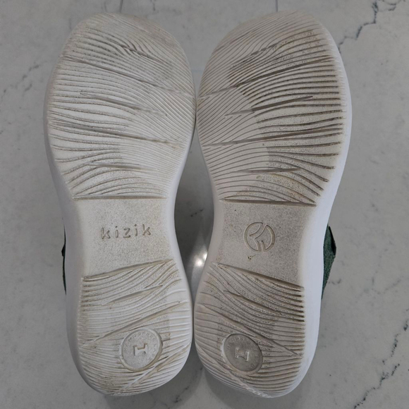 Women's Kizik Madrid Eco-friendly Knit Olive Green Sneakers Size 8 - Picture 7 of 11